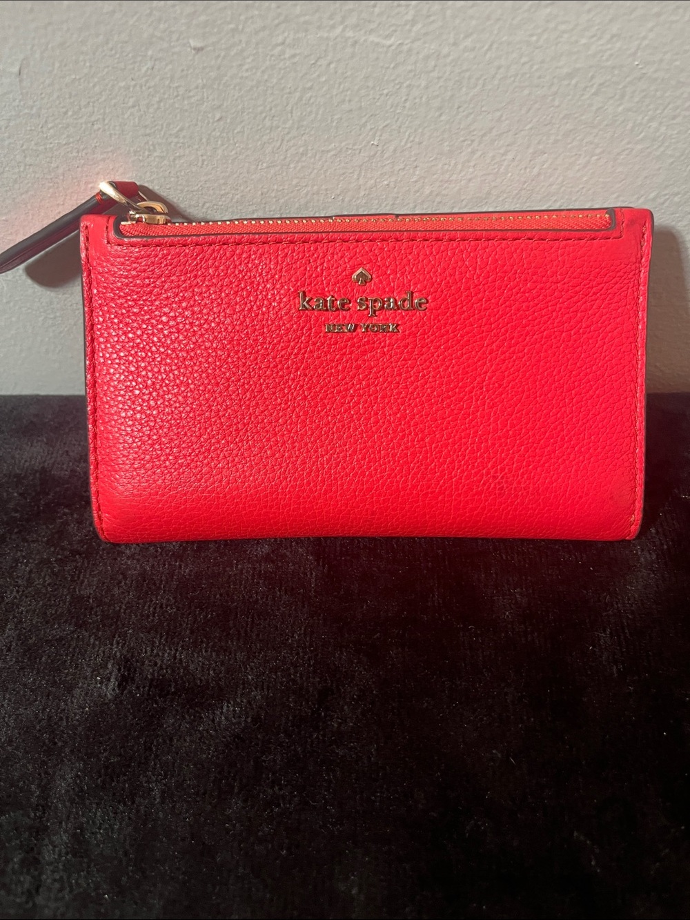 kate spade Red Pebbled Leather Zip-Around Wallet new red orange coral purse